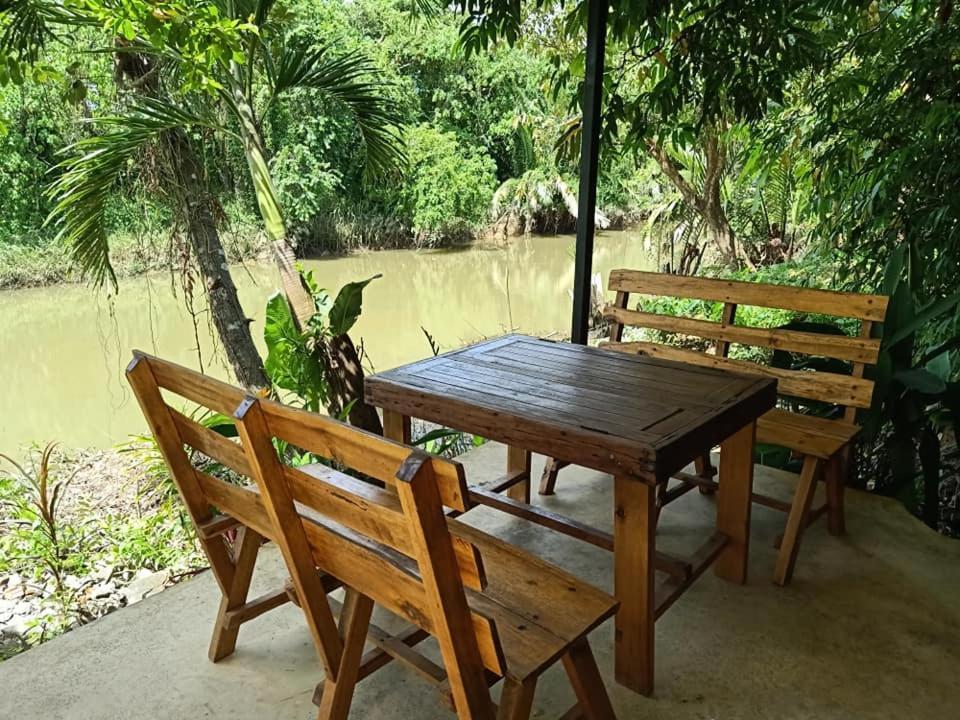 Suankafae Resort สวนกาแฟรีสอร์ท Surat Thani Eksteriør bilde