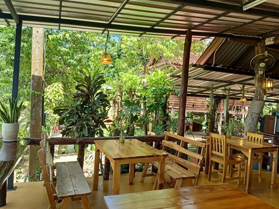 Suankafae Resort สวนกาแฟรีสอร์ท Surat Thani Eksteriør bilde