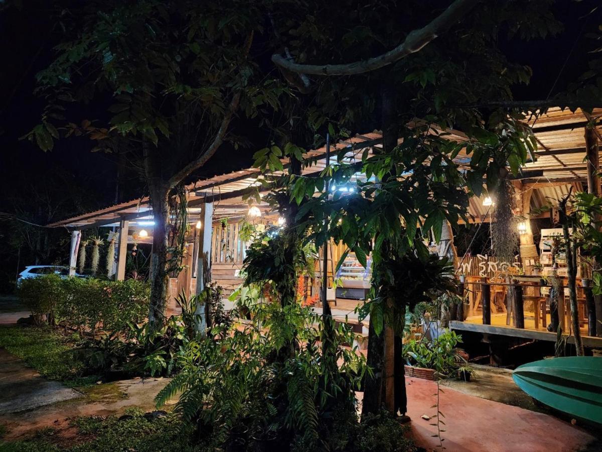 Suankafae Resort สวนกาแฟรีสอร์ท Surat Thani Eksteriør bilde